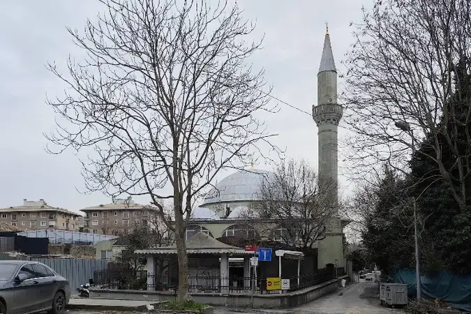İstanbul Beşiktaş Belediye Sitesi Cami kapak görseli