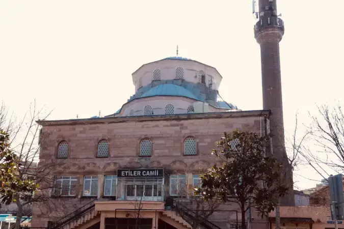 İstanbul Beşiktaş Etiler Cami kapak görseli
