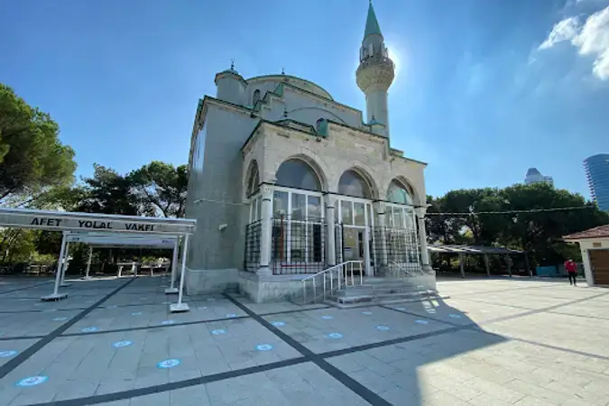 İstanbul Beşiktaş Levent Afet Yolal Cami kapak görseli