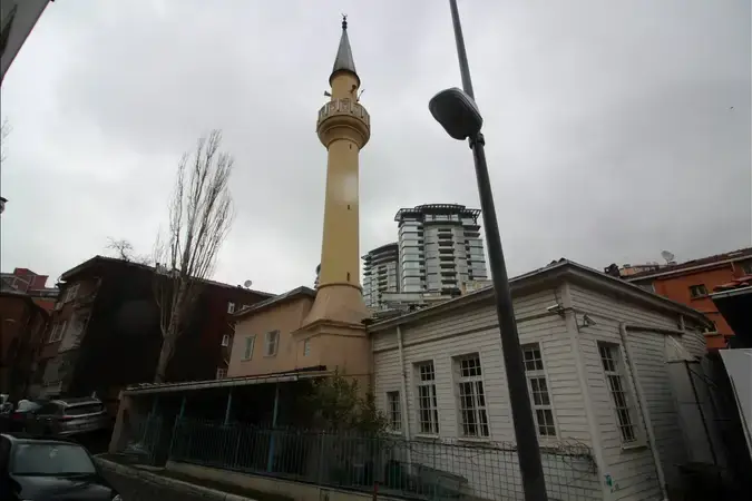 İstanbul Beşiktaş Şenlikdede Cami kapak görseli