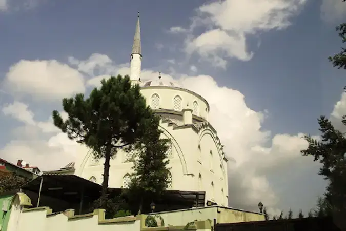 İstanbul Beykoz Çavuşbaşı Ahmetler Cami kapak görseli