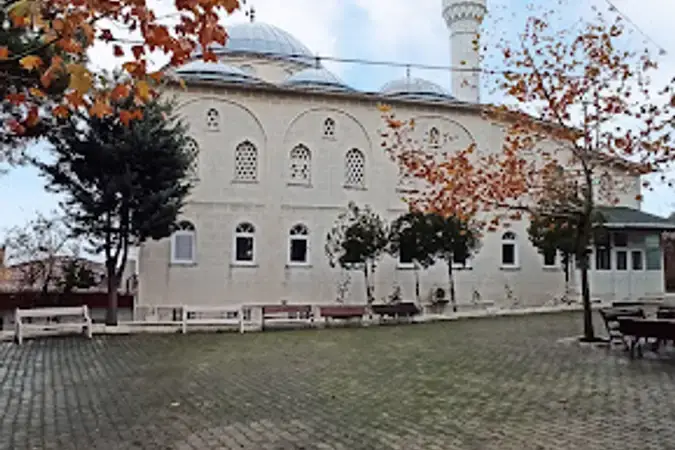 İstanbul Beykoz Çamlıtepe Cami kapak görseli