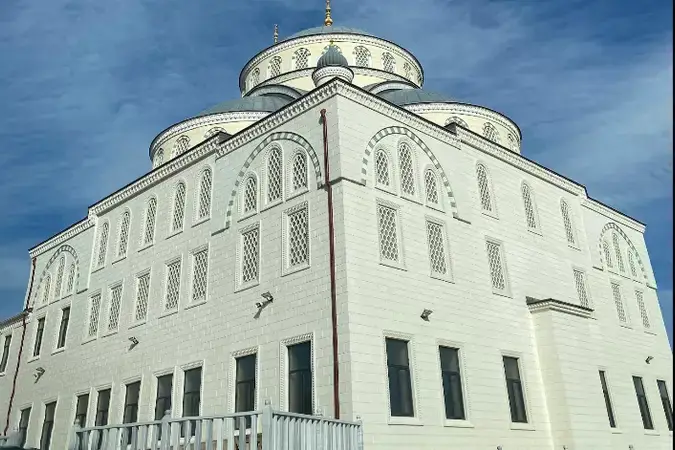 İstanbul Beylikdüzü Mahmut Efendi Cami kapak görseli