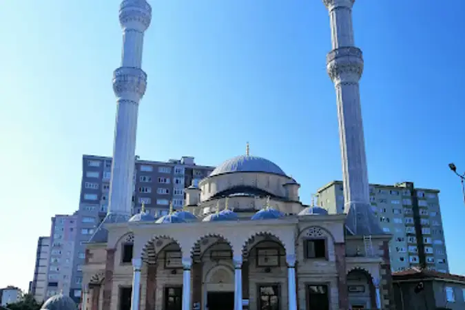 İstanbul Beylikdüzü Mevlana Cami kapak görseli