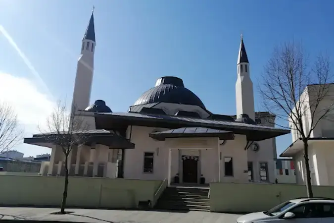 İstanbul Beylikdüzü Hacı Naif Akkuş Cami kapak görseli