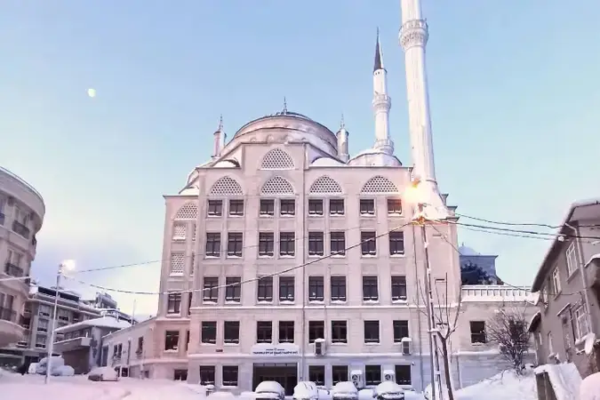 İstanbul Beylikdüzü Yakuplu Evlat Cami kapak görseli