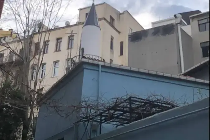 İstanbul Beyoğlu Mahrizade Hüseyin Çelebi Cami kapak görseli