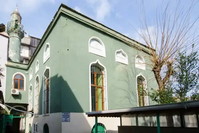 İstanbul Beyoğlu Beyazit Cedid Cami kapak görseli