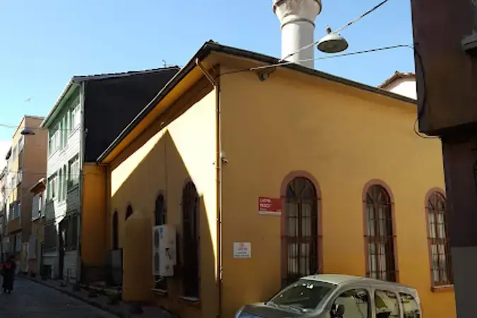 İstanbul Beyoğlu Çatmalı Mescidi kapak görseli