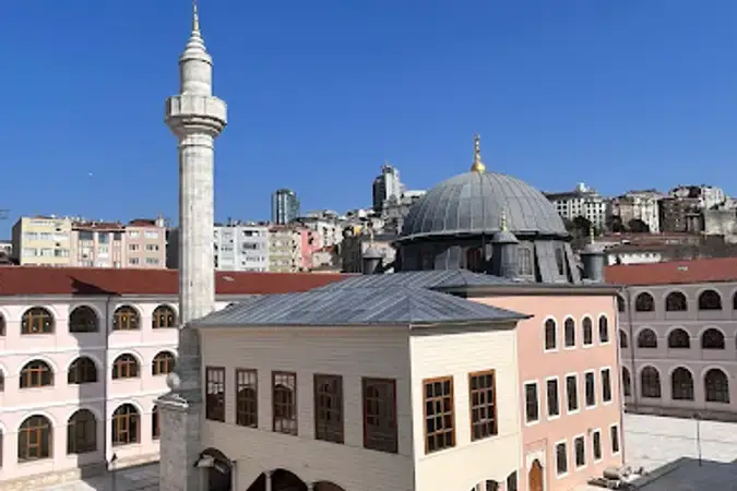 İstanbul Beyoğlu Cezayirli Gazi Hasan Paşa Cami kapak görseli