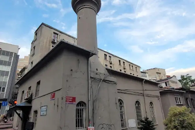 İstanbul Beyoğlu Kazancı Ali Ağa Cami kapak görseli