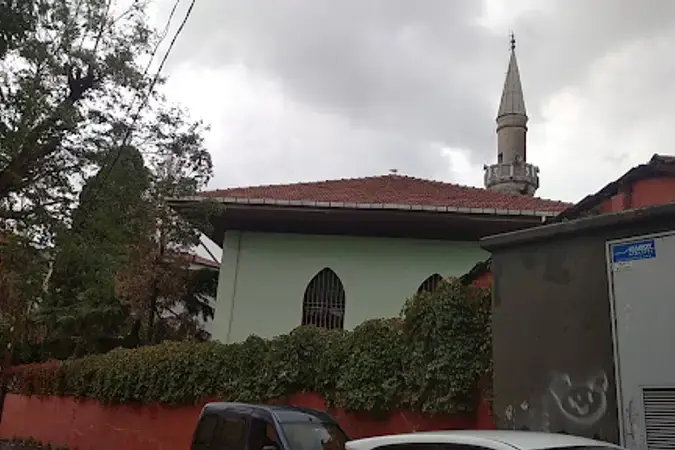 İstanbul Beyoğlu Sahaf Muslihiddin Cami kapak görseli
