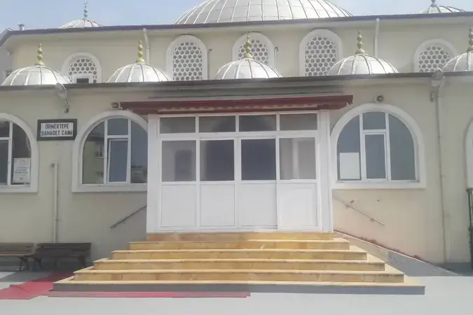 İstanbul Beyoğlu Şehadet Cami kapak görseli