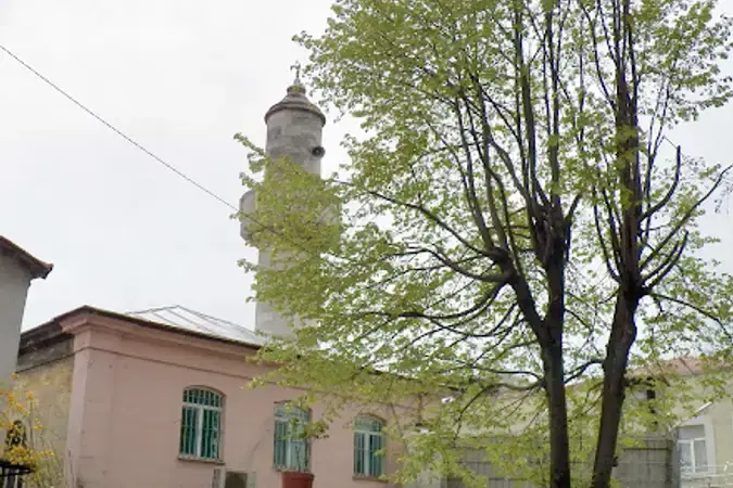 İstanbul Beyoğlu Yeldeğirmeni Cami kapak görseli