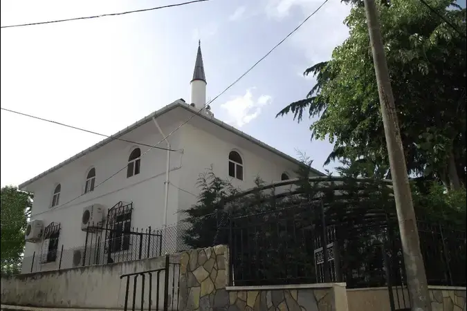 İstanbul Büyükçekmece Güzelce Merkez Cami kapak görseli