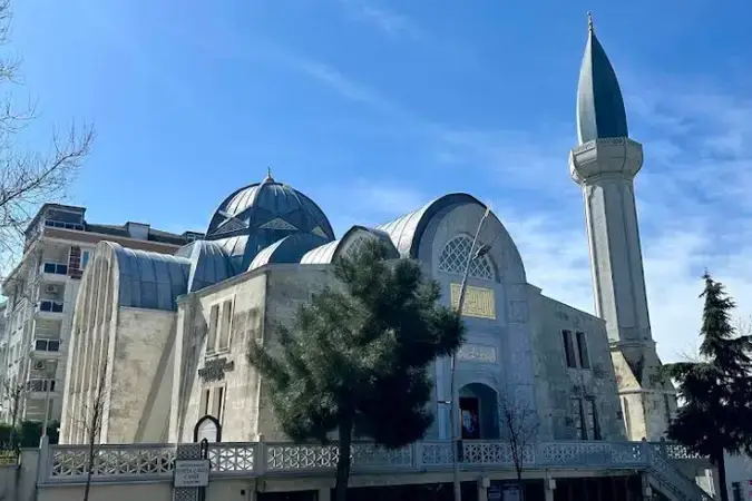 İstanbul Büyükçekmece Şehit Yahya Çavuş Cami kapak görseli