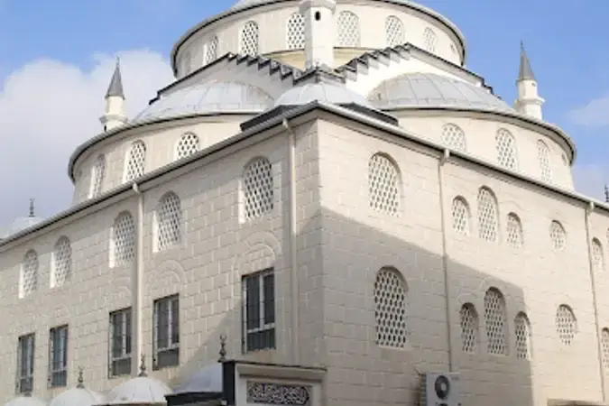 İstanbul Çekmeköy Taşdelen Ceray Cami kapak görseli