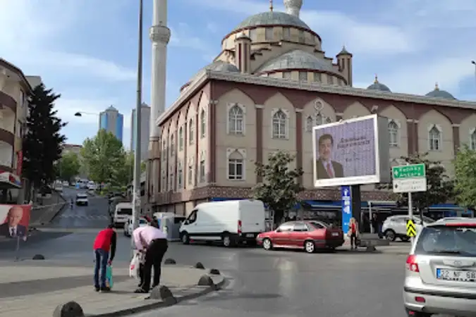 İstanbul Esenler Turgutreis Cami kapak görseli