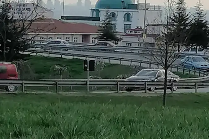İstanbul Esenyurt Yeşil Cami (Kadiriler Cami) kapak görseli