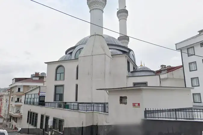 İstanbul Esenyurt Yusuf Adıgüzel Cami kapak görseli