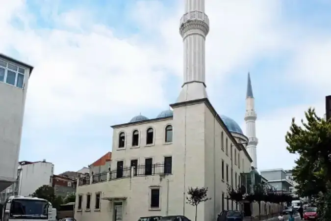 İstanbul Esenyurt Hz. Rabia (Rabiatul Adeviyye) Cami kapak görseli