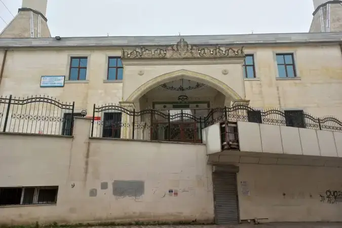 İstanbul Esenyurt İmami Azam Cami kapak görseli