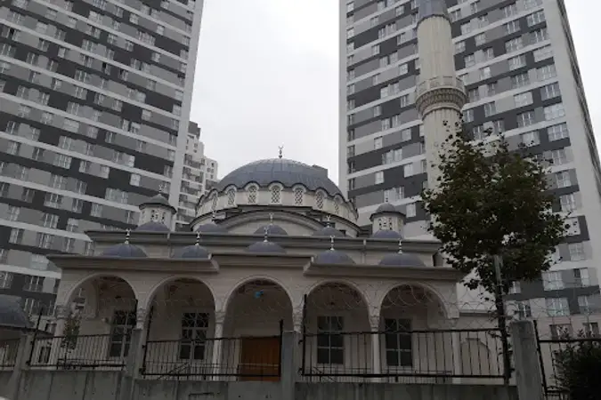 İstanbul Esenyurt Kristalşehir Cami kapak görseli