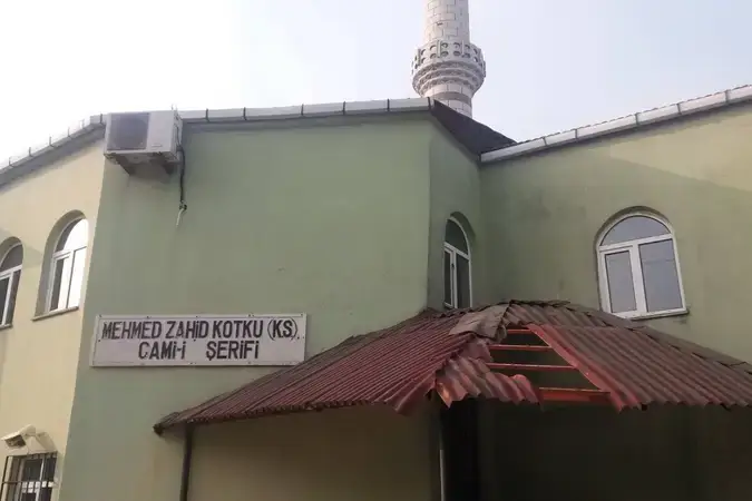 İstanbul Esenyurt Mehmet Zahit Kotku Cami kapak görseli