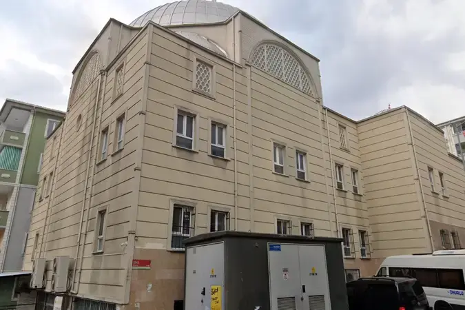 İstanbul Esenyurt Pınar Cami kapak görseli