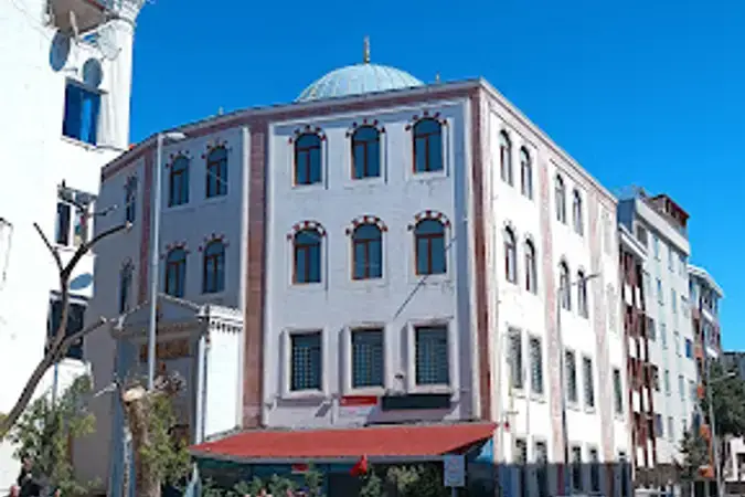 İstanbul Esenyurt Saadetdere Cami kapak görseli