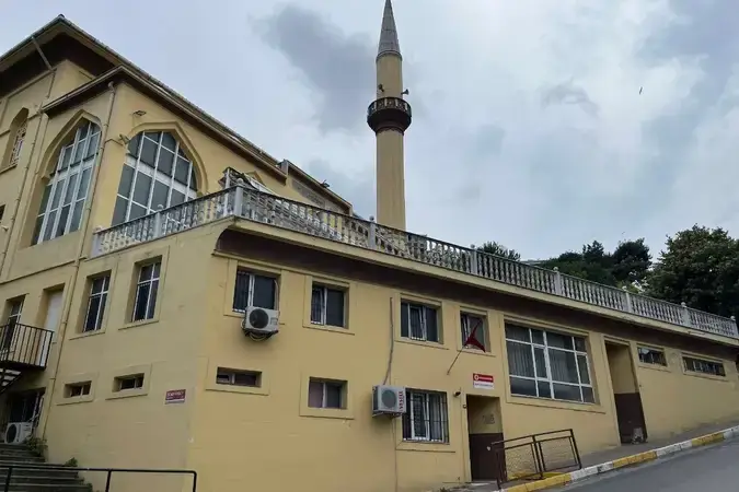 İstanbul Eyüpsultan Ahmet Dede Cami kapak görseli