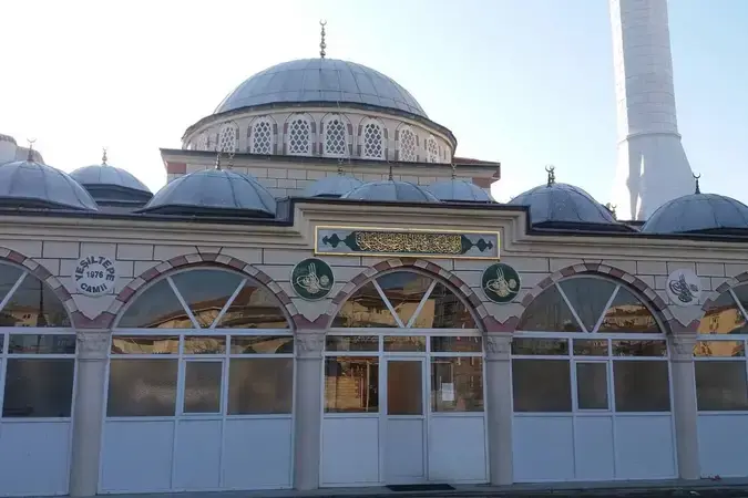 İstanbul Eyüpsultan Alibeyköy Yeşiltepe Cami kapak görseli