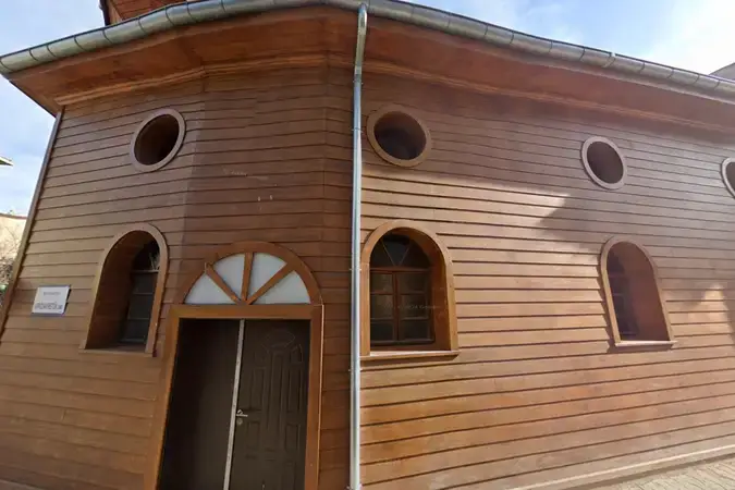 İstanbul Eyüpsultan Arakiyeci Tekkeciler Cami kapak görseli
