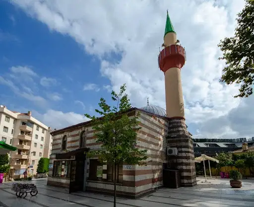 İstanbul Eyüpsultan Göktürk Merkez Cami kapak görseli