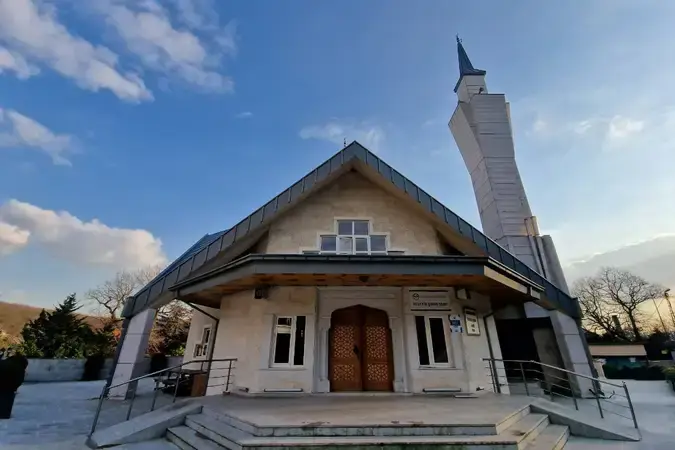 İstanbul Eyüpsultan Hüseyin Şahin Cami kapak görseli