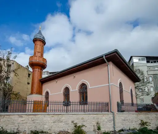 İstanbul Fatih Taveşi Süleyman Ağa Cami kapak görseli