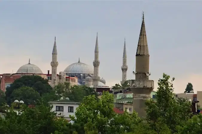 İstanbul Fatih Yavuzer Sinan Cami kapak görseli