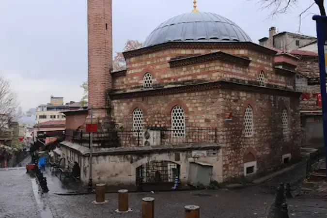 İstanbul Fatih Yavaşça Şahin Mehmet Ali Paşa Cami kapak görseli
