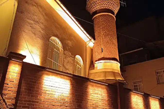 İstanbul Fatih Aksaray Katip Müslihiddin Camii kapak görseli