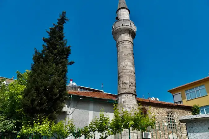 İstanbul Fatih Arakiyeci Ahmet Çelebi Cami kapak görseli