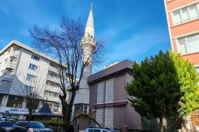 İstanbul Fatih Aynalı Çeşme Cami kapak görseli