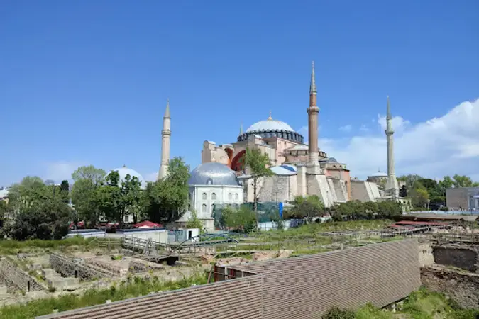İstanbul Fatih Ayasofya-i Kebir Cami-i Şerifi (Ayasofya Cami) kapak görseli