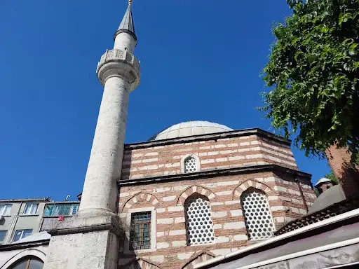 İstanbul Fatih Çorlulu Alipaşa Cami kapak görseli