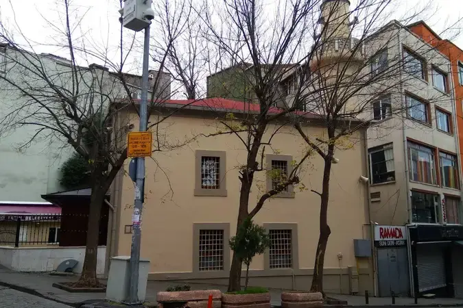 İstanbul Fatih Esir Kemal Cami kapak görseli