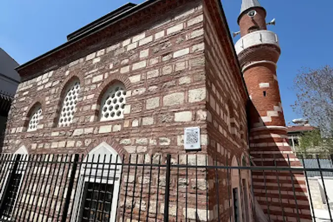 İstanbul Fatih Mimar Mehmet Ağa Cami kapak görseli