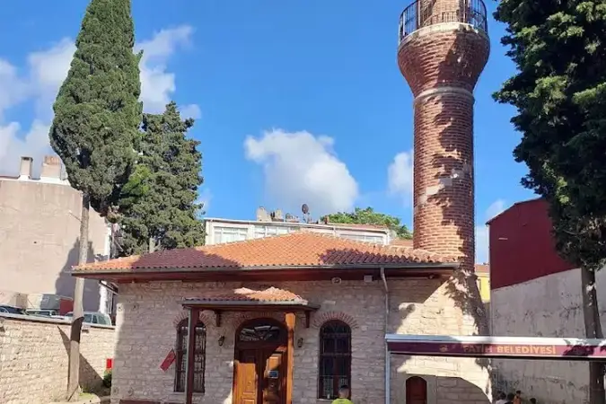 İstanbul Fatih Muhtesip İskender Cami kapak görseli