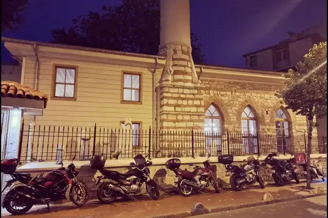 İstanbul Fatih Muhsine Hatun Cami kapak görseli