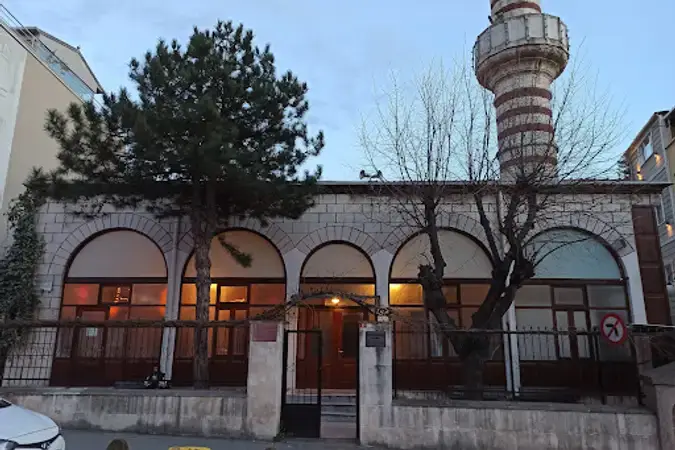İstanbul Fatih Nakilbent Cami kapak görseli