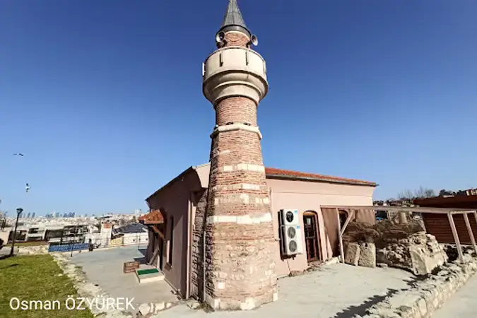 İstanbul Fatih Piri Mehmet Paşa Cami (Soğukkuyu Cami) kapak görseli