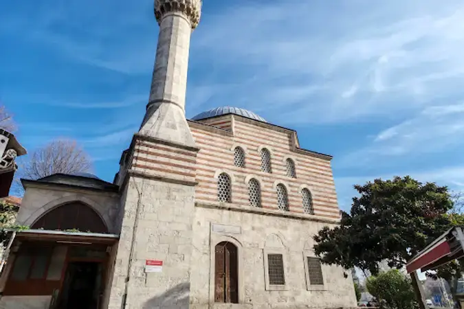 İstanbul Fatih Selçuk Sultan Cami kapak görseli